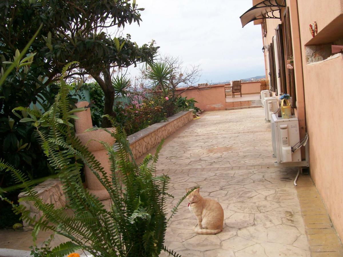 B&B Villa Sul Golfo 夸尔图-圣埃莱娜 外观 照片