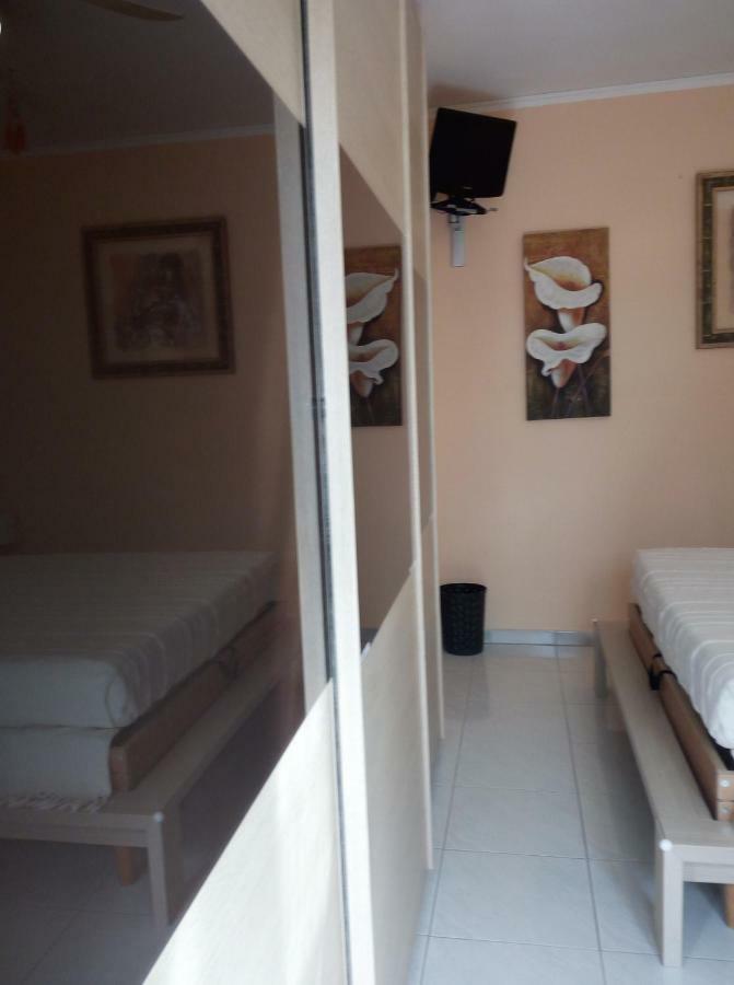 B&B Villa Sul Golfo 夸尔图-圣埃莱娜 外观 照片