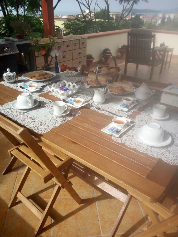 B&B Villa Sul Golfo 夸尔图-圣埃莱娜 外观 照片